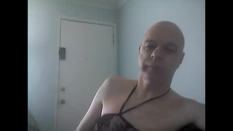 Snapshot of rooboy55 chatting on December 14, 3:01 am rooboy55 online show from December 14, 3:01 am