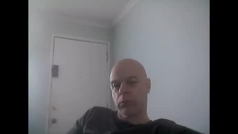 Snapshot of rooboy55 chatting on March 8, 2:04 am rooboy55 online show from March 8, 2:04 am