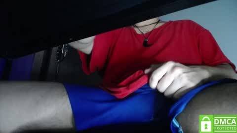 Snapshot of room_hot_x chatting on December 10, 7:05 am ken online show from December 10, 7:05 am