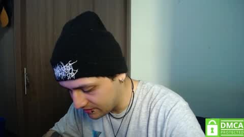 Snapshot of room_hot_x chatting on April 6, 7:48 pm ken online show from April 6, 7:48 pm
