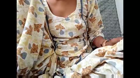 roop_sexy642 online show from March 17, 4:39 am