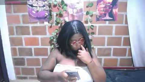 roos_veyker online show from July 15, 5:18 pm