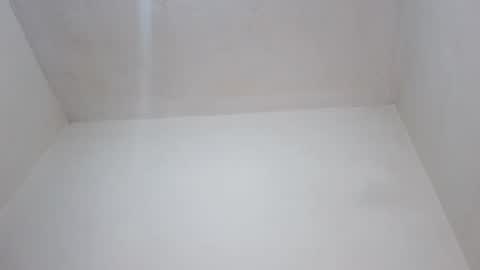 roosmery_ online show from September 15, 1:33 pm