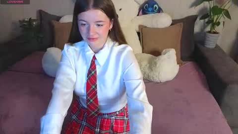 roraline_lov online show from January 17, 5:16 pm