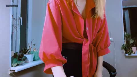 Snapshot of rosa843850 chatting on March 15, 5:52 pm rosa843850 online show from March 15, 5:52 pm