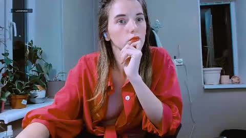 rosa843850 online show from May 2, 6:02 pm