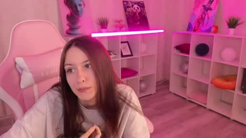 Viola online show from May 3, 9:04 am