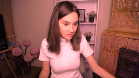 Snapshot of rosalais_ chatting on July 7, 6:47 am Rose online show from July 7, 6:47 am