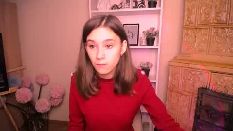 Snapshot of rosalais_ chatting on July 9, 6:28 am Rose online show from July 9, 6:28 am