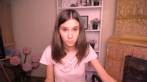 Snapshot of rosalais_ chatting on July 15, 6:29 am Rose online show from July 15, 6:29 am