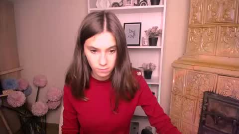 Snapshot of rosalais_ chatting on July 21, 6:27 am Rose online show from July 21, 6:27 am