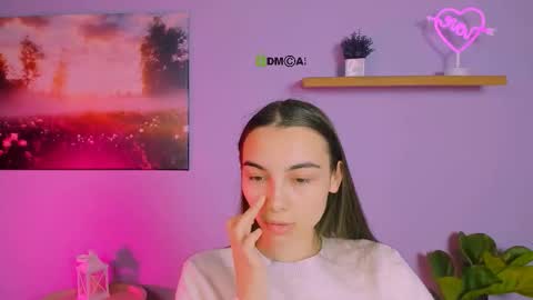 Snapshot of rosalie_shy chatting on December 2, 8:04 pm rosalie_shy online show from December 2, 8:04 pm