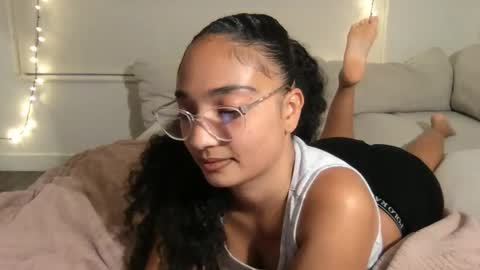 Rosalina online show from January 6, 5:33 am