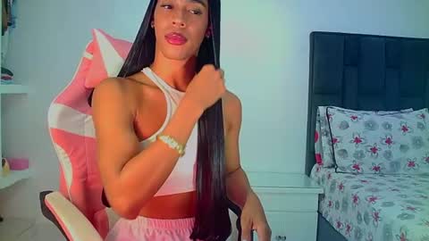 Rosalinda online show from June 11, 6:11 am