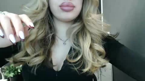 Rosalina online show from April 27, 1:09 pm