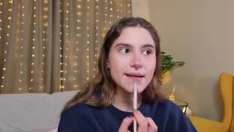 Kylie online show from January 5, 5:27 pm