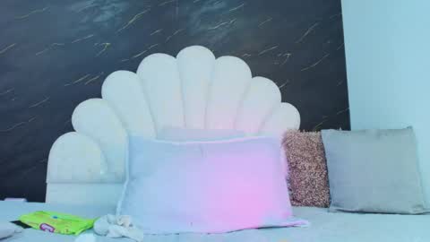 rosana_gomez online show from May 2, 4:17 am
