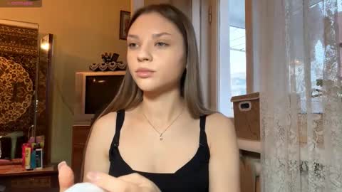 Snapshot of rosanareichelt chatting on December 14, 1:05 pm Mona online show from December 14, 1:05 pm