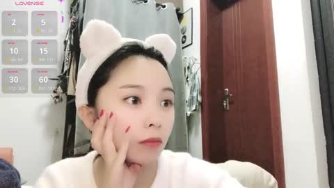 Snapshot of rose6688 chatting on February 11, 8:48 am rose online show from February 11, 8:48 am