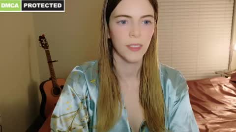 Snapshot of rose77782 chatting on December 28, 10:23 pm rose77782 online show from December 28, 10:23 pm