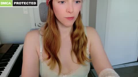 Snapshot of rose77782 chatting on January 3, 7:18 pm rose77782 online show from January 3, 7:18 pm