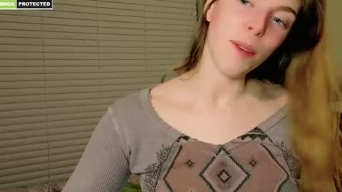 Snapshot of rose77782 chatting on February 9, 10:32 pm rose77782 online show from February 9, 10:32 pm