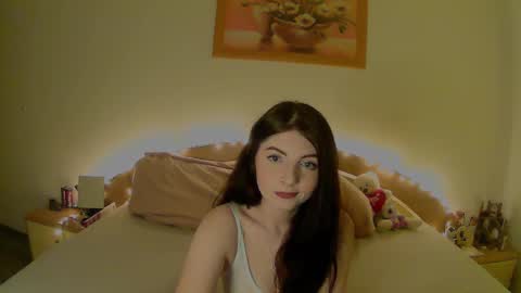 Snapshot of rose_2004 chatting on February 22, 11:35 pm Rose online show from February 22, 11:35 pm