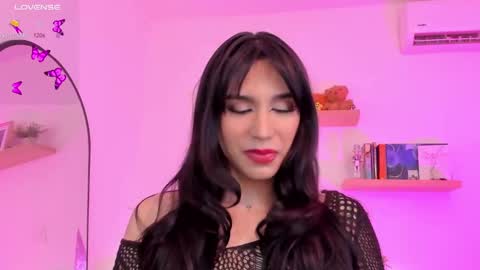 Snapshot of rose__saenz chatting on December 10, 9:11 pm Rose Saenz online show from December 10, 9:11 pm