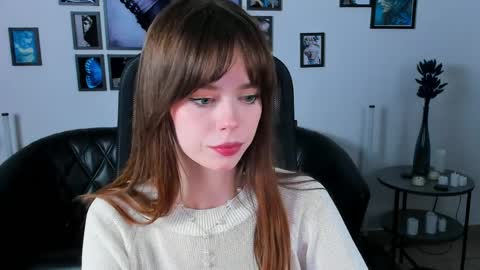 rose__west online show from April 3, 11:08 am