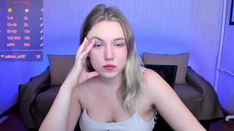 Snapshot of rose_brooks chatting on February 13, 8:24 pm Rose but u can call me princess online show from February 13, 8:24 pm