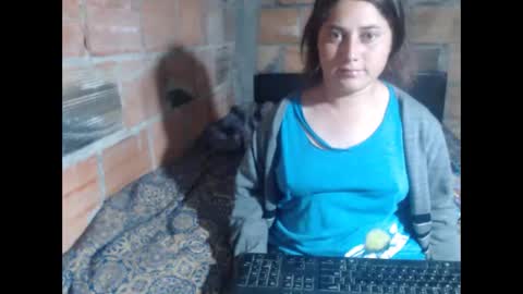 rose and domy online show from November 29, 3:20 am