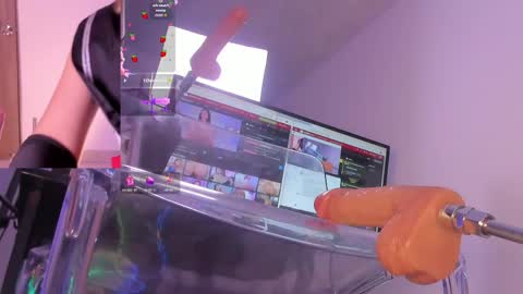 rose_jener06 online show from April 25, 6:38 pm