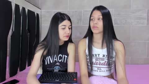 Rose y Miah online show from January 4, 7:55 am