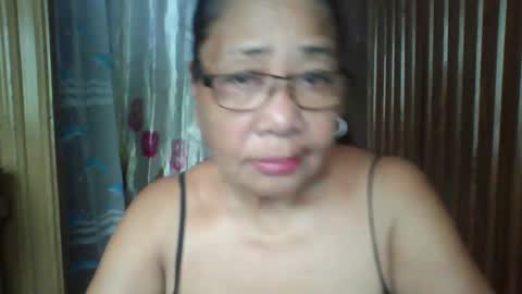 rosebelle66 online show from April 28, 2:27 am