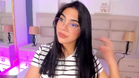 Rose online show from October 20, 1:44 pm