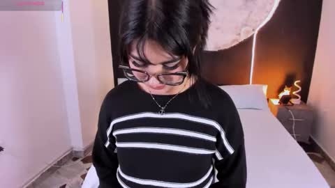 Rose online show from December 4, 2:15 pm