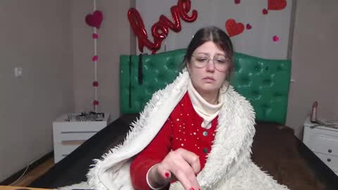 RoseHille online show from February 10, 2:48 am