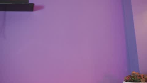 Snapshot of roselinedior chatting on May 18, 3:07 pm Lyla OF roselinedior online show from May 18, 3:07 pm