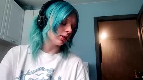 Helen online show from July 6, 1:08 pm