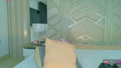 Snapshot of rosemarie__ chatting on May 15, 11:17 am Rose Marie online show from May 15, 11:17 am