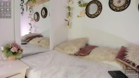 Snapshot of rosemary_rain chatting on January 27, 11:00 pm Stephani online show from January 27, 11:00 pm