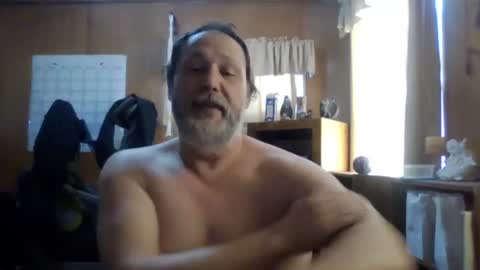 Snapshot of rosepanda chatting on February 5, 5:53 pm Lost4gain online show from February 5, 5:53 pm