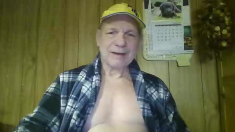 roses2u1958 online show from March 28, 12:54 am