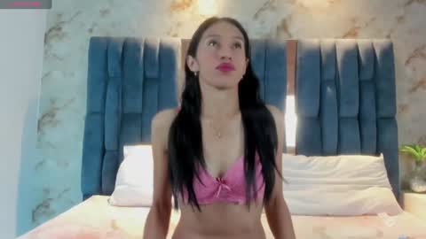 Snapshot of rosetemple chatting on January 23, 5:24 am Rose online show from January 23, 5:24 am