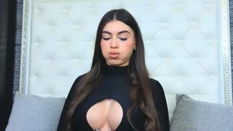 Gabriela online show from March 4, 7:03 am