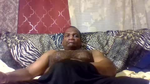 Snapshot of roshun69 chatting on December 20, 8:32 am Roshun Haynes online show from December 20, 8:32 am