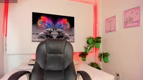 rosi_cooper online show from February 18, 10:38 am