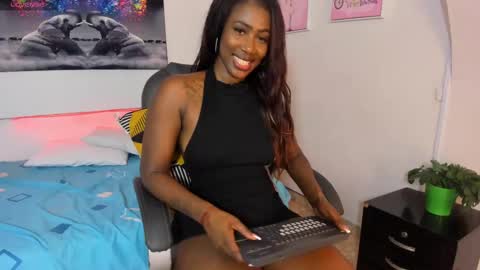 rosi_cooper online show from February 20, 2:02 pm