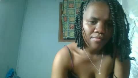 Snapshot of rosia22 chatting on October 9, 9:02 pm rosia22 online show from October 9, 9:02 pm