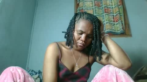 Snapshot of rosia22 chatting on October 10, 10:03 am rosia22 online show from October 10, 10:03 am